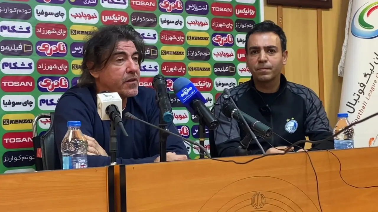 ساپینتو: برخی از بازیکنان خارجی ما بعد از سه هفته به تیم اضافه شدند 