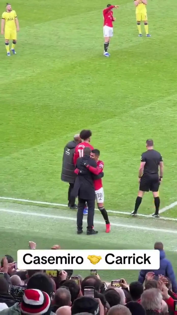 ویدئو: خوش‌وبش گرم کاسمیرو و کریک پس از درخشش برابر اسپرز