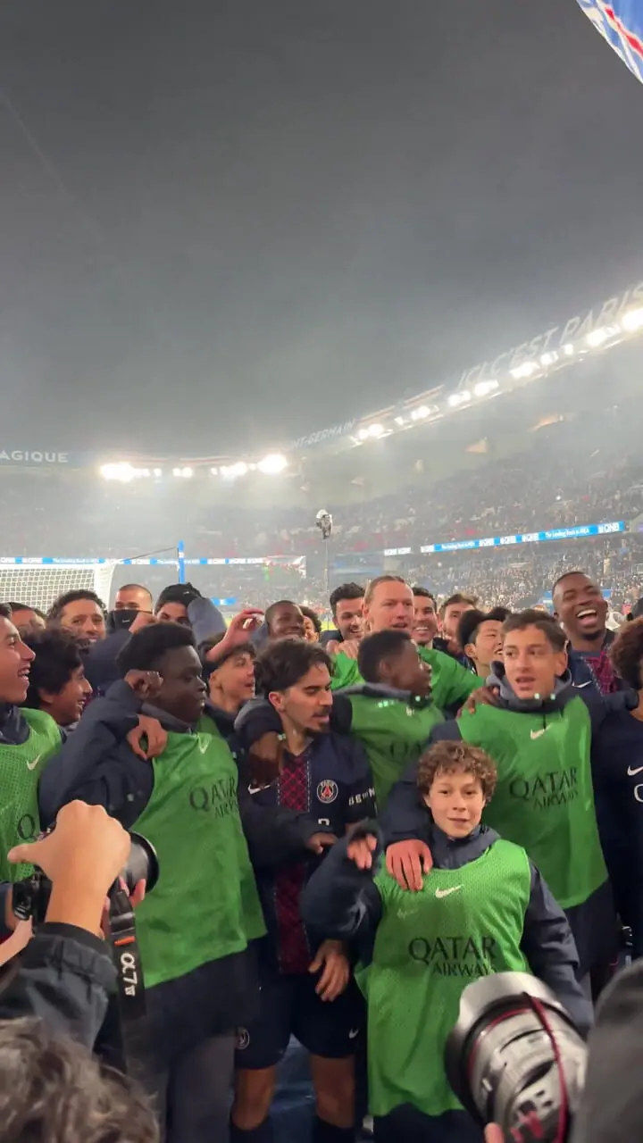 ویدئو: جشن جنون‌آمیز پاریسی‌ها بعد از ال‌کلاسیکو