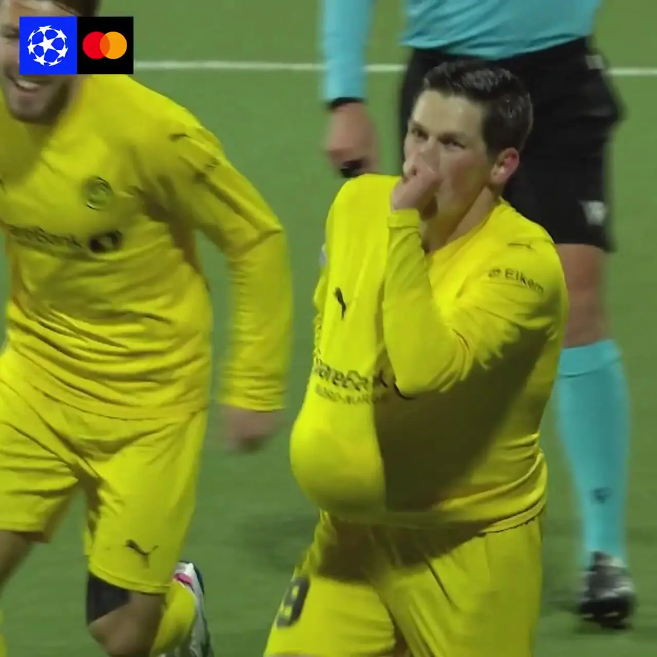 ویدئو: سکوهای لرزان و شب آتش‌بازی گل‌ها در پلی‌آف