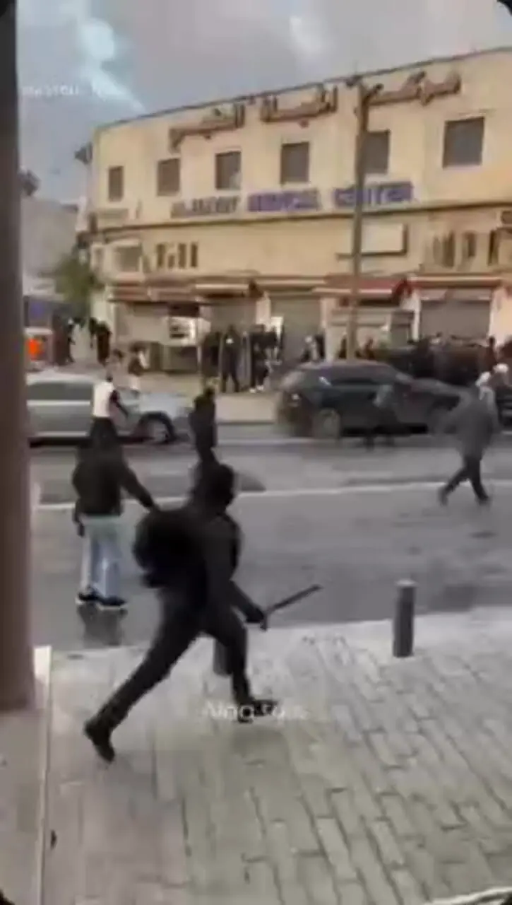 صبح عید زیر سرکوب؛ حمله به نمازگزاران هم‌زمان با بسته شدن مسجد الاقصی