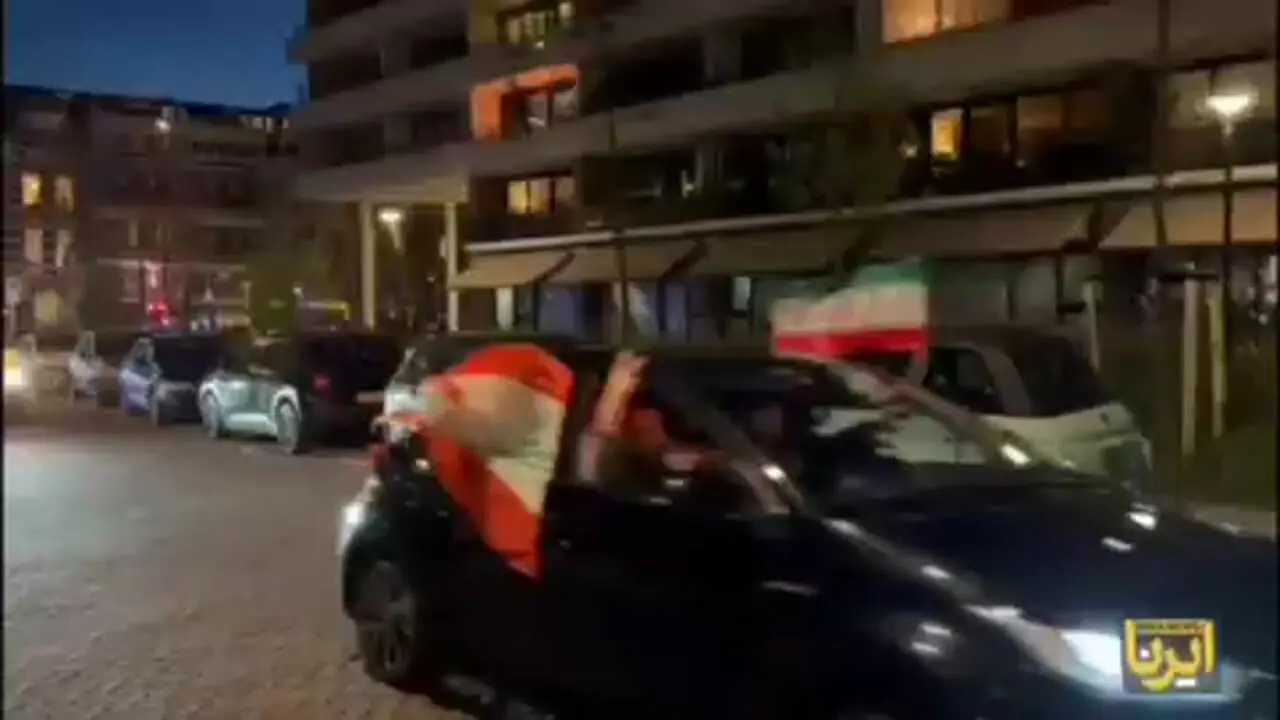 کاروان خودرویی حامیان ایران در هلند