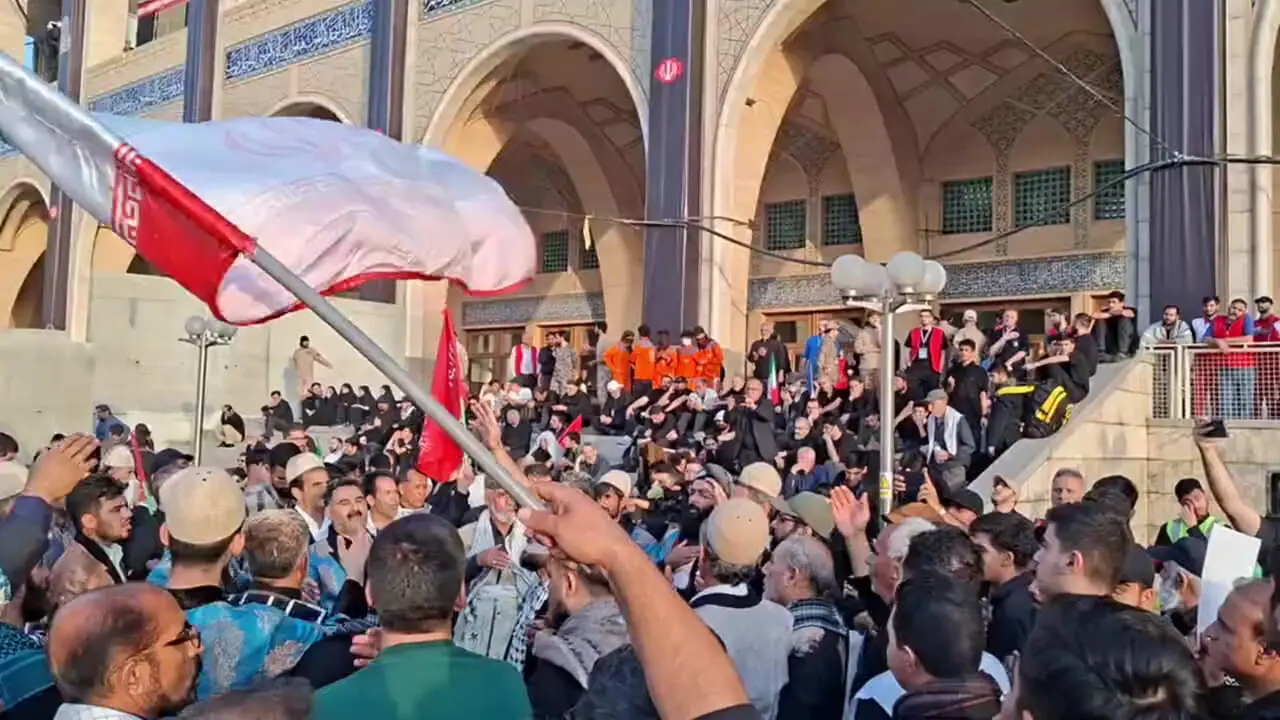 عزاداری لرستانی‌ها در صحن مصلی تهران
