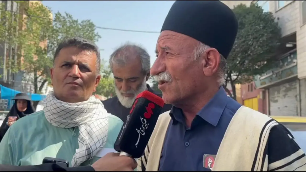 او بسیار مهربان بود و در قلب ما جا داشت؛ مراسم تشییع پیکر مطهر «آقای شهید ایران» و شهدای خانواده ایشان