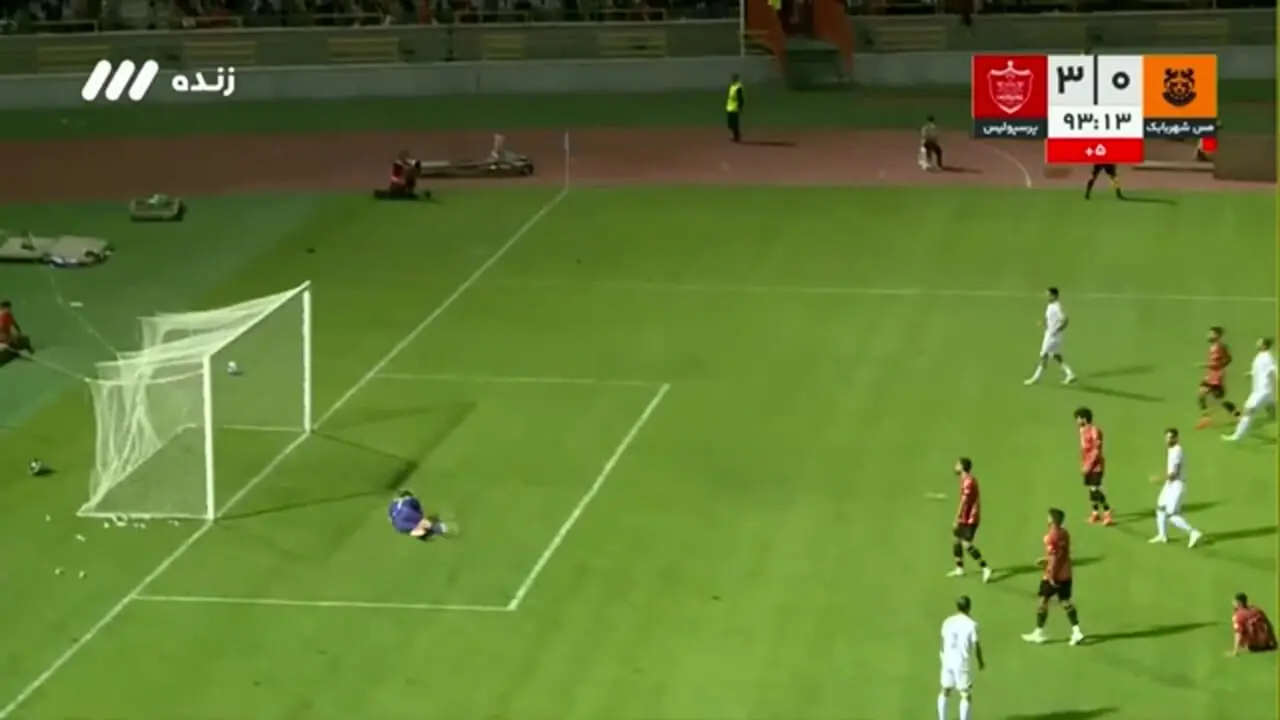 گل سوم پرسپولیس به مس شهر بابک توسط صادقی