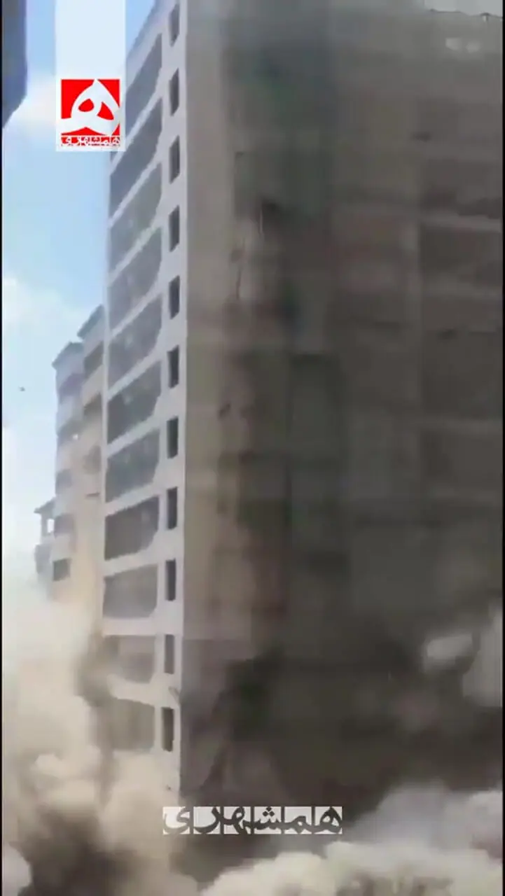 لحظه هولناک ریزش ناگهانی ساختمان ۱۸ طبقه